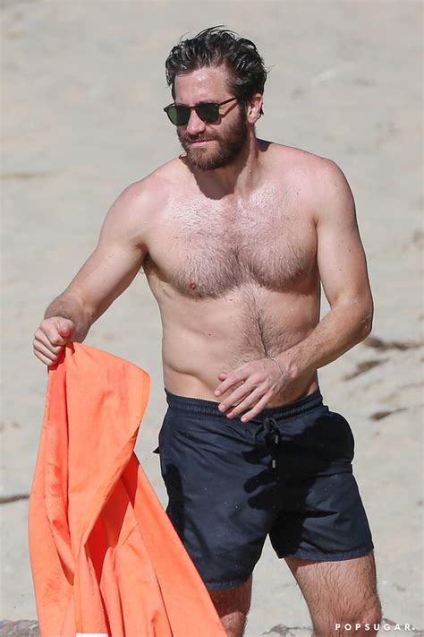 jake gyllenhaal shirtless